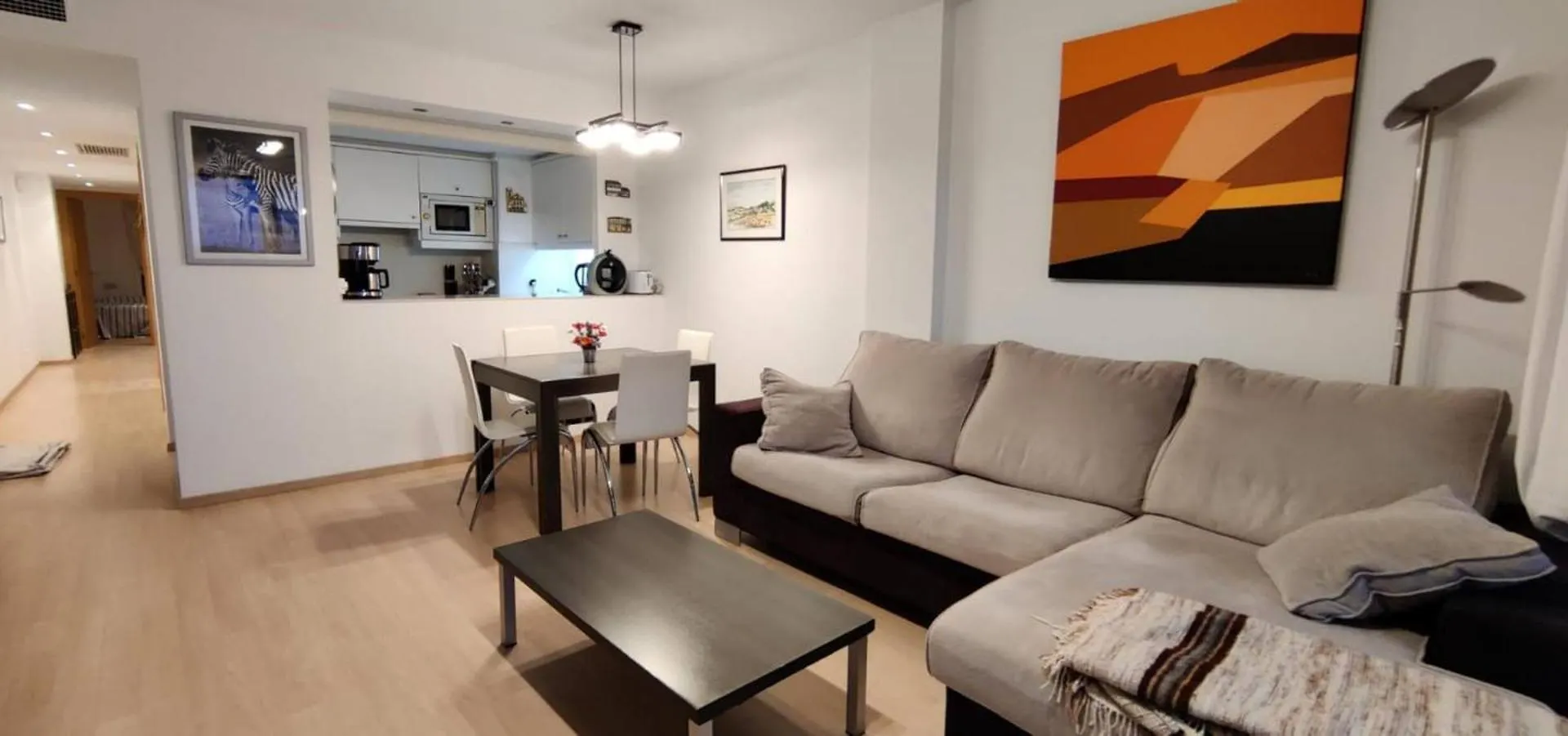 Precioso Apartamento En Complejo De Al Standing Roses Apartment
